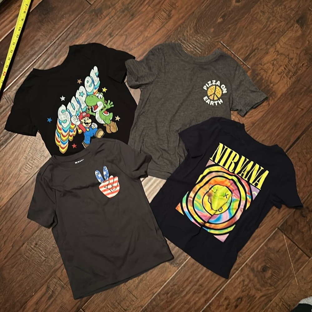 Four (4) Old Navy T-Shirts. Size 5T